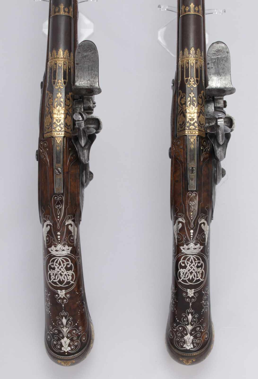 A pair of flintlock pistols La Marre A VIENNE Datace: circa 1680 An important and rare pair of - Image 14 of 17