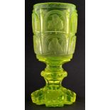 Large cup of uranium glass with the coat of arms of the Schwarzenberg 2nd quarter of the 19th