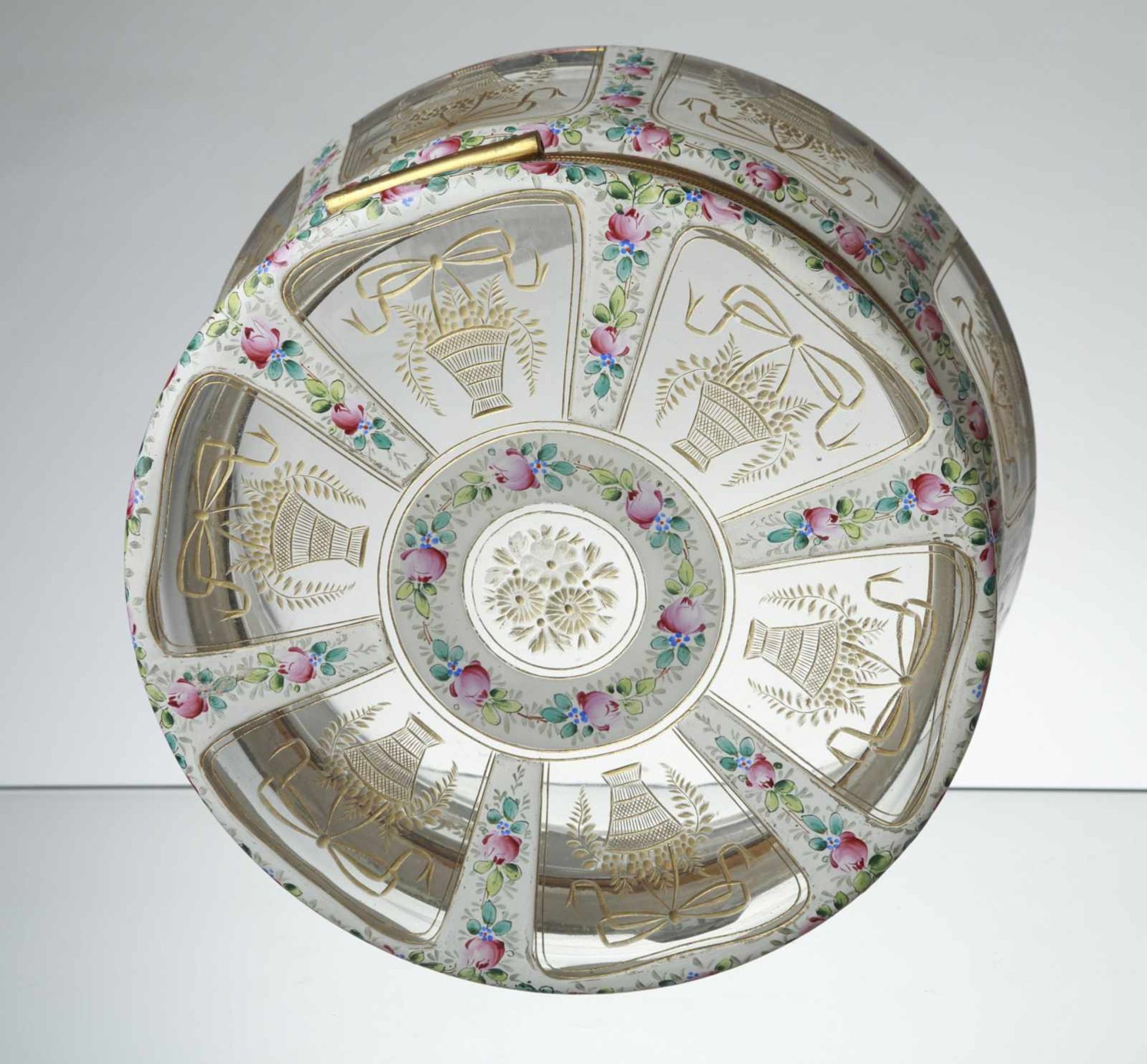 Czech glass bowl decorated by enamel Bohemia, late 19th century, clear glass, metal assembly, gilded - Bild 2 aus 2