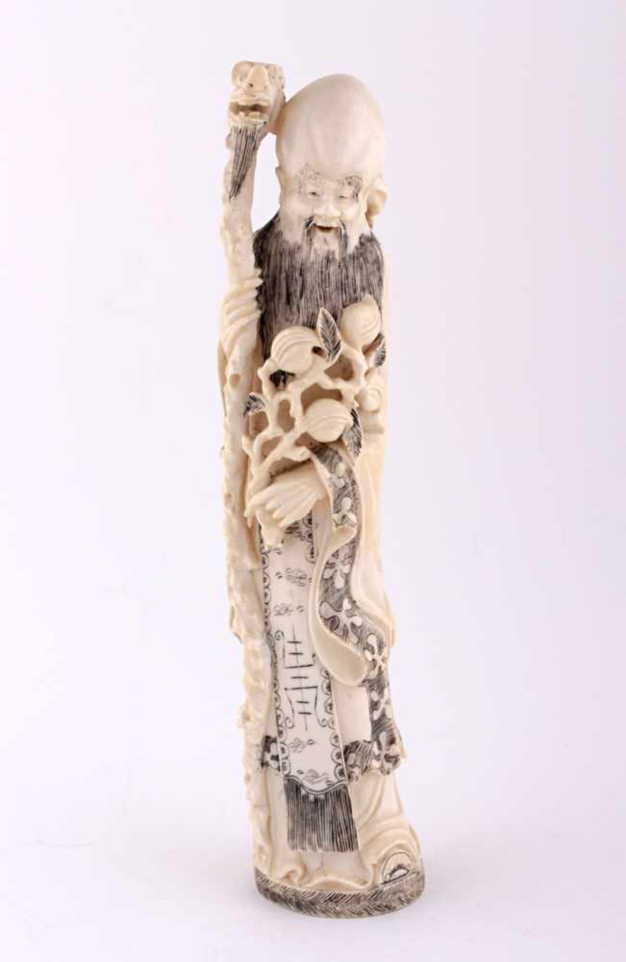 A chinese ivory statue of Shou Xing China, 1st third of the 20th century, a chinese ivory statue