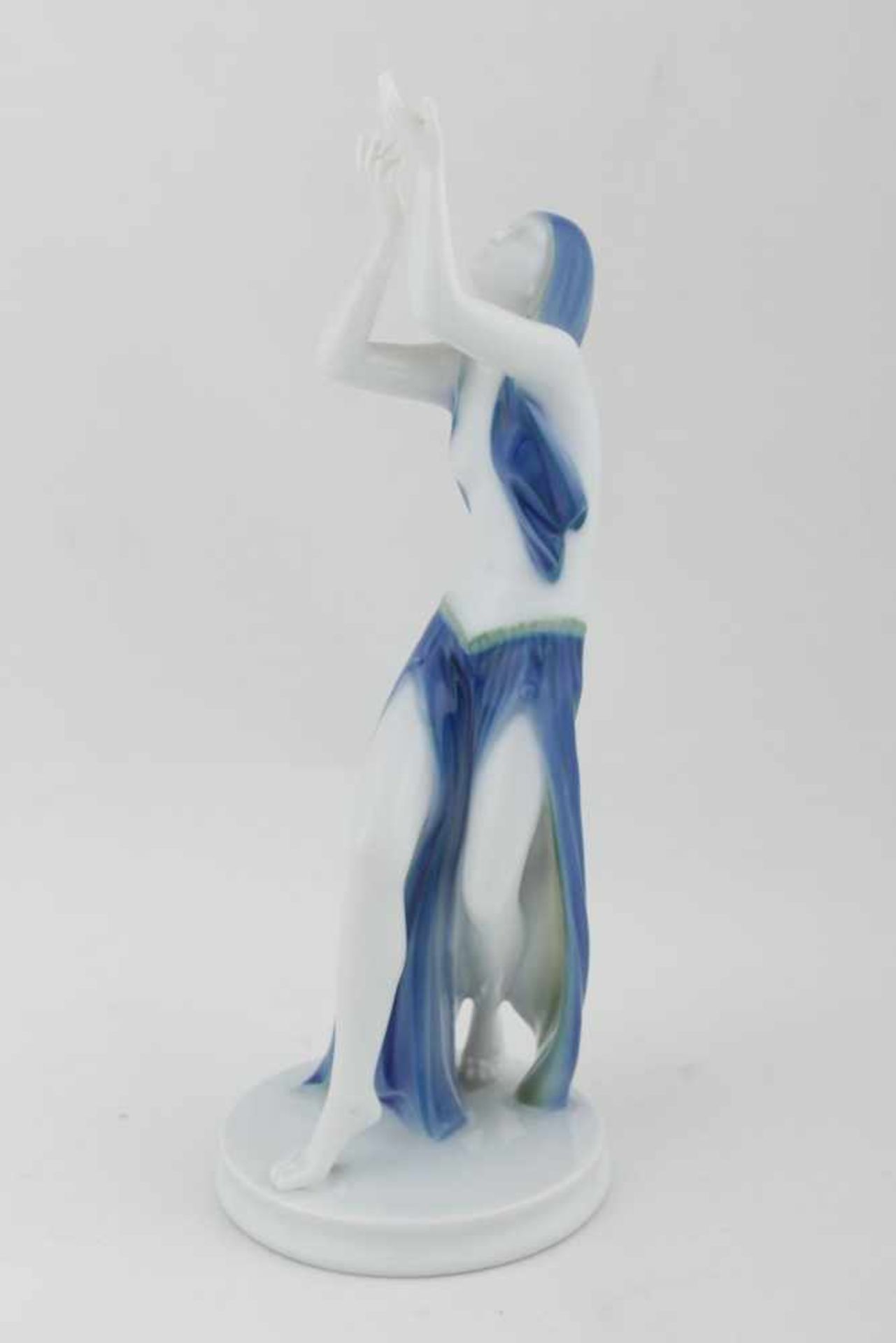 Rosenthal – An art deco dancer Germany, 2nd quarter of the 20th century, design Gustav Oppel,