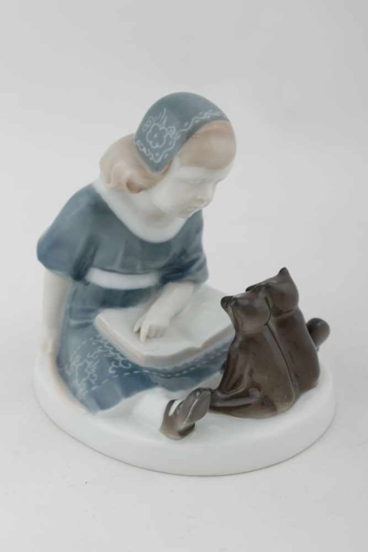 Rosenthal – A sitting girl with small bears Germany, circa 1920, design Albert Caasmann, model n.