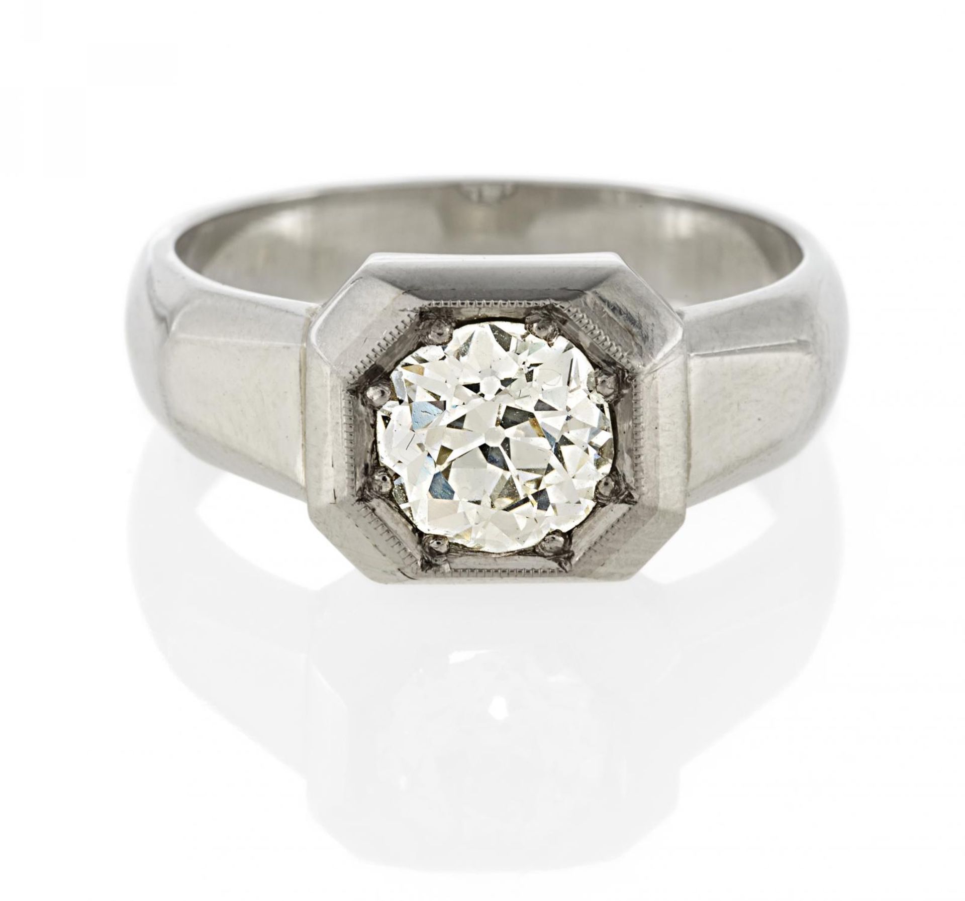 DIAMANT-RING. Deutschland, um 1980. 750/- Weißgold, Gesamtgewicht: 9,7g. EU-RM: 62. 1 Altschliff-