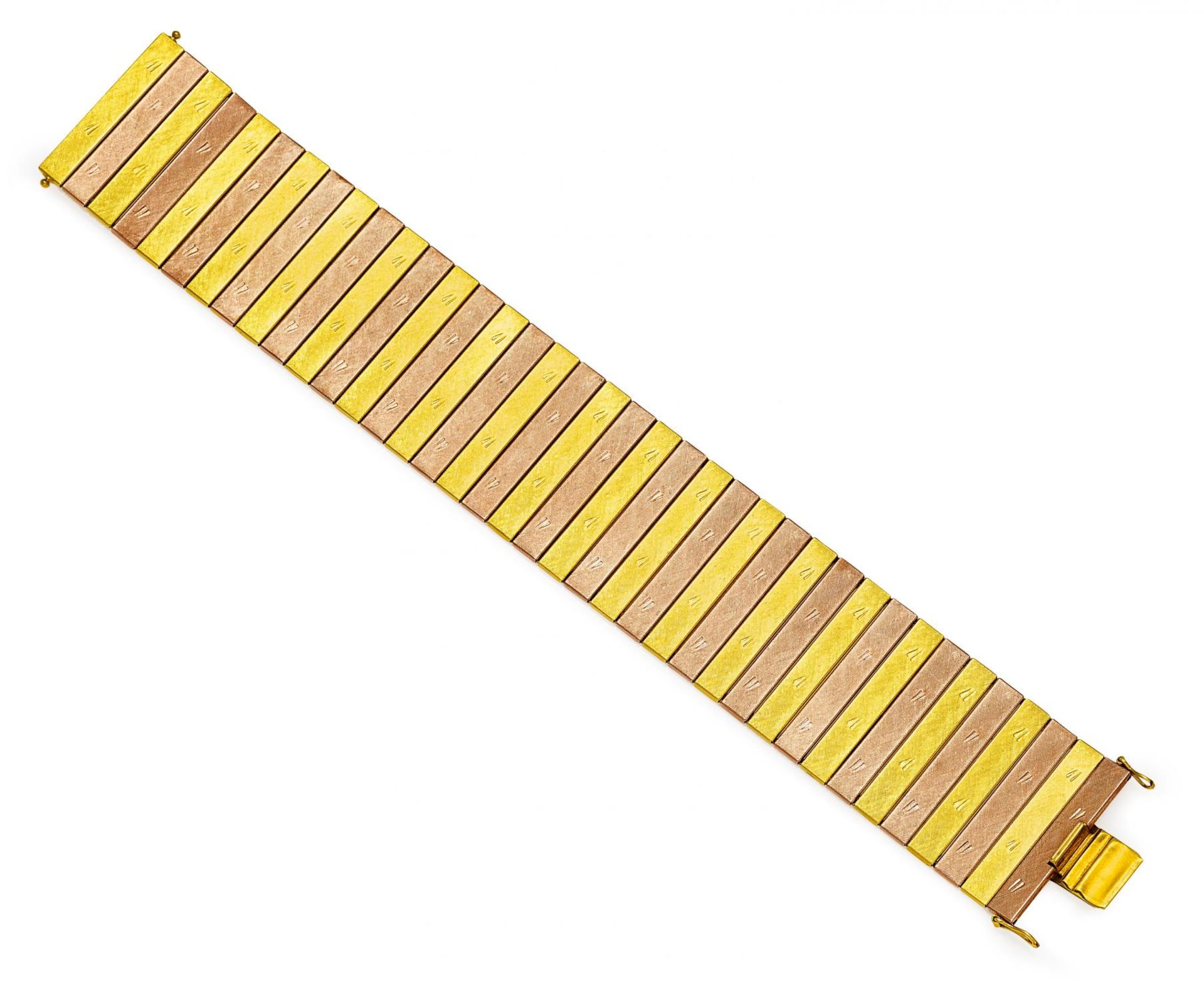 GOLD-ARMBAND. Deutschland, um 1970. 585/- Gelb-/Rotgold, Gesamtgewicht: 58,0g. L. 19,5cm. Rückseitig - Bild 2 aus 2