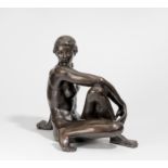 Klimsch, Fritz. 1870 Frankfurt a. M. - 1960 Saig. Kleine Schauende. 1936. Bronze, dunkelbraun