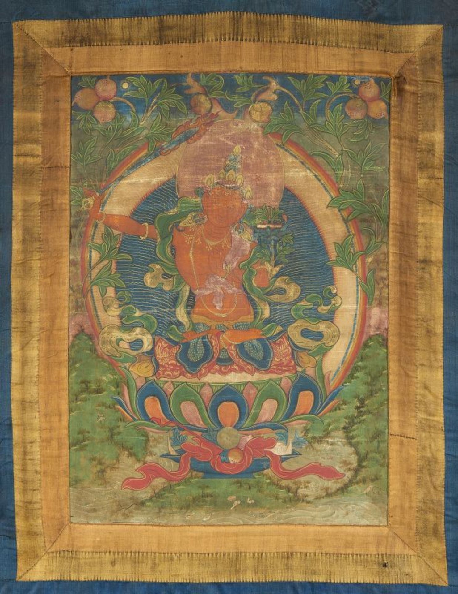 THANGKA DES MANJUSRI. Tibet. Ca. 18./19. Jh. Farben und Blattgold auf Gewebe. Mit Seide als - Bild 2 aus 2
