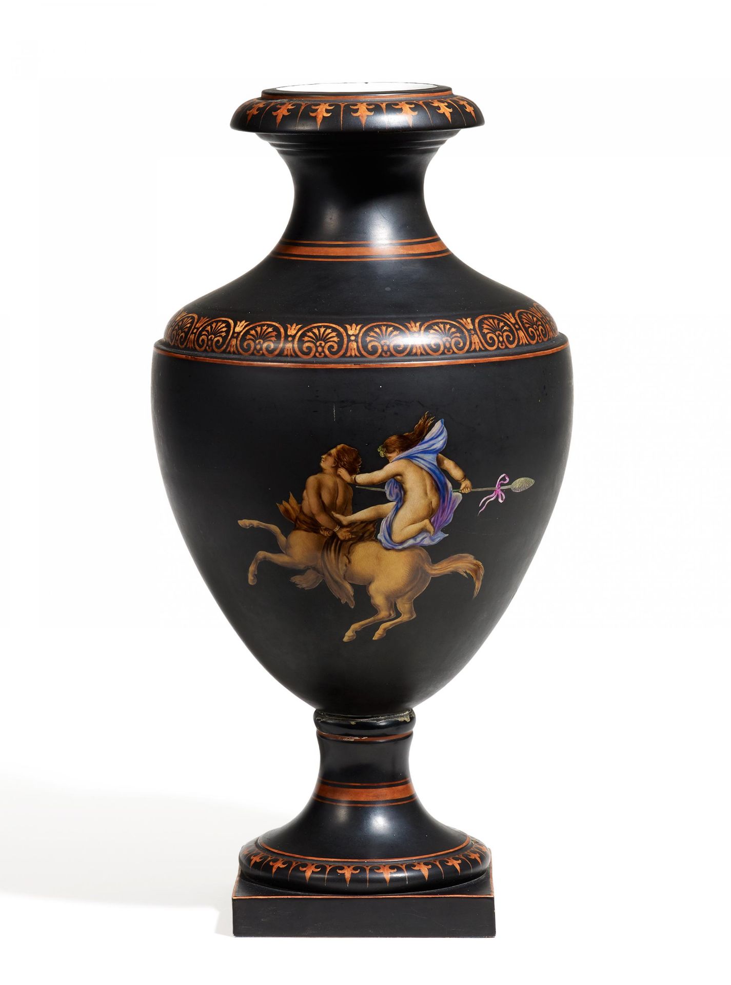 GROßE VASE MIT ANTIKISIERENDEN SZENEN. KPM. Berlin. 19. Jh. Dekor nach Michelangelo Maestri (1779-