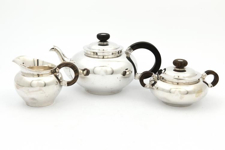 3-delig zilveren servies 3-delig bolvormig zilveren theeservies met palissander greep en knop