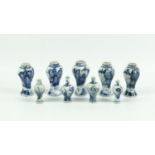 9 miniatuur vaasjes 9 blauw/wit Chinees porseleinen miniatuur vaasjes met landschappelijk en floraal