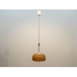 oranje design hanglamp, Harvey Guzzini design hanglamp met oranje kunststof kap en contragewicht,