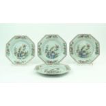 4 octagonale borden met vogels serie van 4 octagonale Chinees porseleinen famille rose borden met