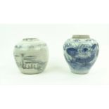 2 Chinese gemberpotten blauw/wit Chinees porseleinen gemberpot met decor van lotusbloem en