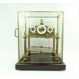 Engelse messing Congreve clock met stolp Engelse messing Congreve klok met beweegbare railplaat