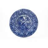 grote Kangxi schotel royale diepe Chinees porseleinen schotel met blauw/wit decor van bloeiende