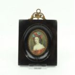 portretminiatuur van dame ovaal portretminiatuur met voorstelling van dame, 19e eeuw, hoogte