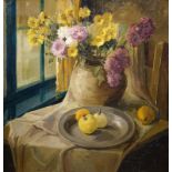 H.T. van Galen, bloemstilleven doek, 100 x 95, stilleven met chrysanten en kalebassen op tinnen