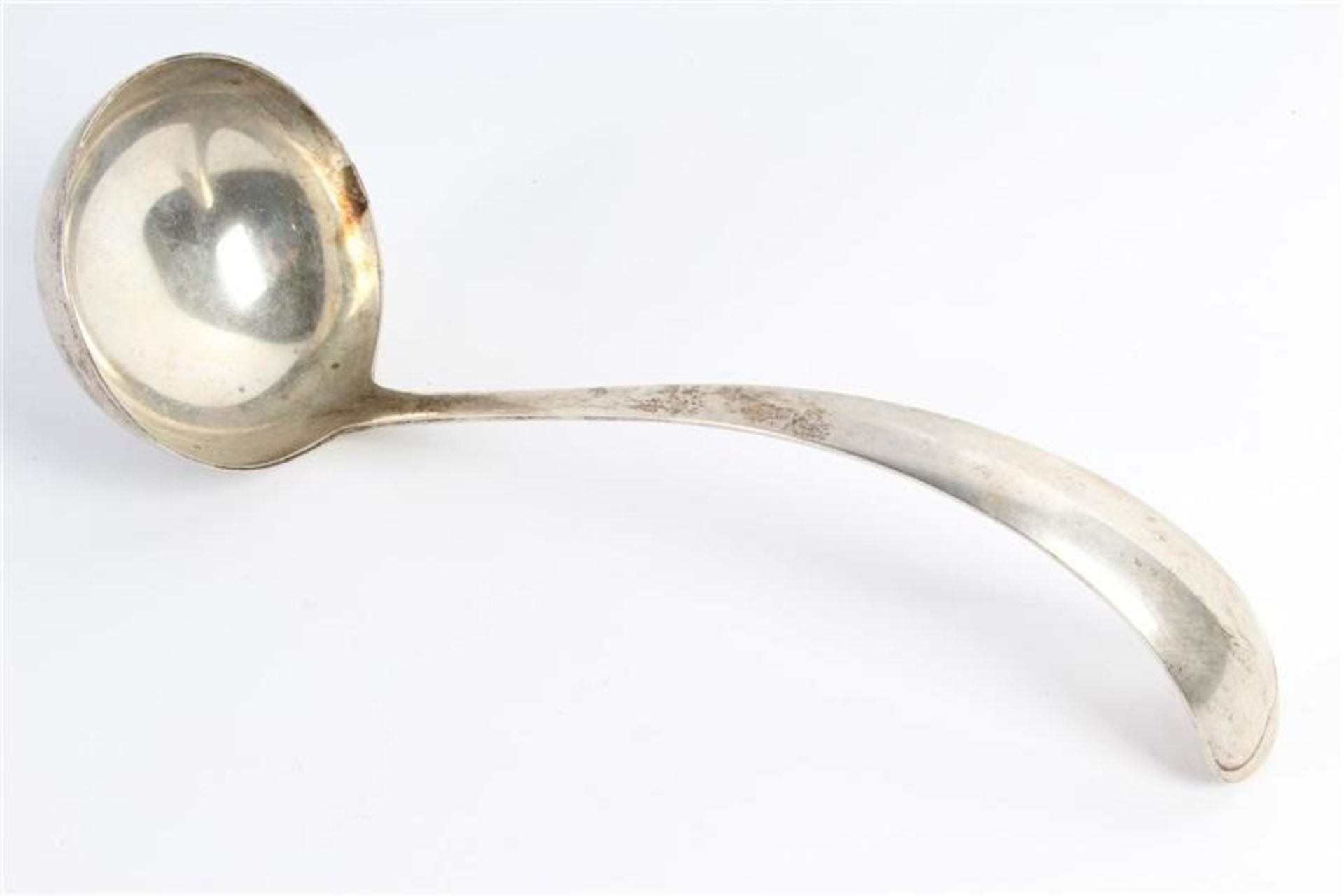 Zilveren soeplepel, Van Kempen, 2e gehalte. Gewicht: 235 g.