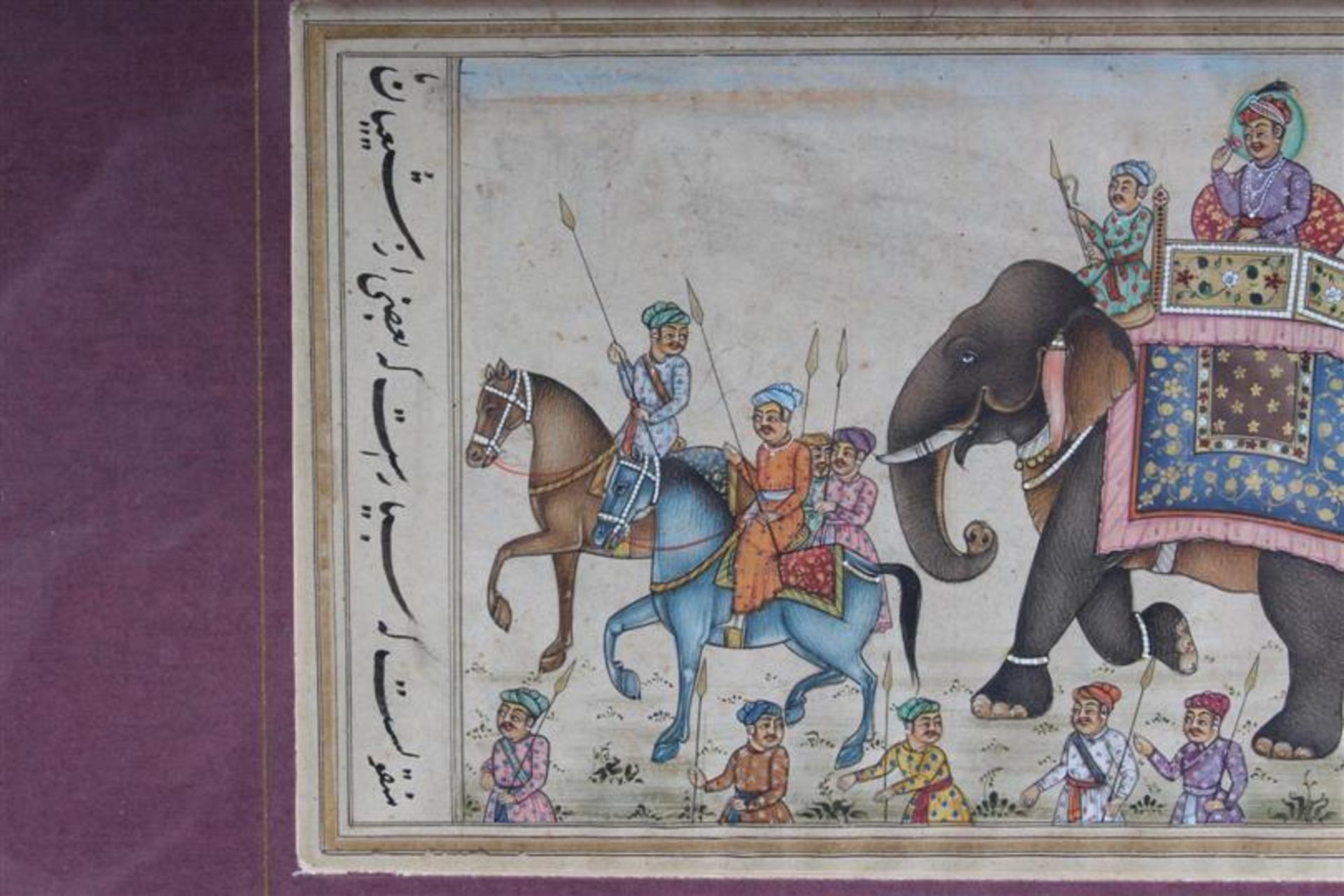 Gekleurde tekening van een Radja op olifant met soldaten en ruiters, verso met tekst, India, 19e - Bild 2 aus 4