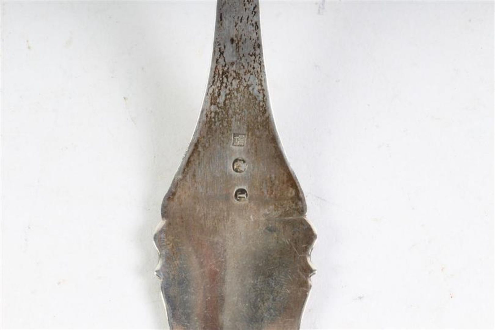 Zilveren soeplepel, Hollands gekeurd, Biedermeier 19e eeuw, gerepareerd. Gewicht: 125 g. - Image 4 of 4