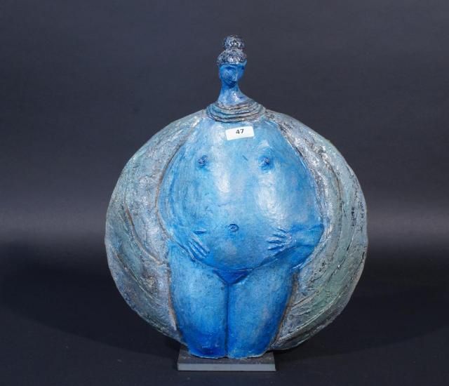 H. Quaedvlieg (1931), sculpture in chamotte clay, Nude woman, signed, h. 45 cm. 27.00 % buyer's