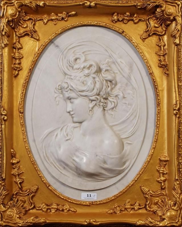 Ladies profile in relief, alabaster, exposition universelle, 1889, dim. 39 x 29 cm. 27.00 % buyer's