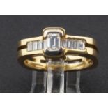 Yellow gold ring, 18 krt., set with baguette cut diamonds, tot. appr. 0.90 crt., ring size 17,