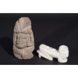 Stone sculpture, Mexico, h. 15,5 cm + Mexican stone pipe, l. 12 cm. (2x) 27.00 % buyer's premium on