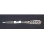 Dutch silver letter opener, second amount, l. 19,5 cm, appr. 52 grams 27.00 % buyer's premium on