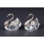 Couple of glass salt celaars in the shape of a swan, with silver wings, 835 (2x) 27.00 % buyer's