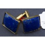 Gilt cufflinks, set with lapis lazuli 27.00 % buyer's premium on the hammer price, VAT included