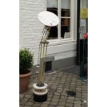 Peter Bremers (1957), design lamp, steel with marble, signed, h. 146 cm. 27.00 % buyer's premium on