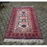 Persian carpet, dim. 190 x 105 cm. 27.00 % buyer's premium on the hammer price, VAT included