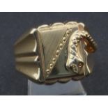 Antique gold man's ring, 14 krt., decorated with snake, appr. 6.4 grams, ring size 18 1/2 27.00 %