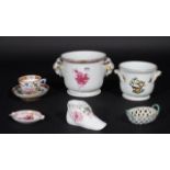 Herend porcelain, consisting of: 2 different cachepots + openwork dish + shoe + ashtray + cup and