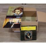 Box with LP's a.o. Bach and Beethoven (appr. 55x) 27.00 % buyer's premium on the hammer price, VAT