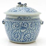 China Porcelain Lidded Pot