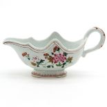 China Porcelain Famille Rose Decor Gravy Boat