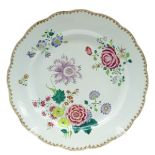 China Porcelain Famille Rose Decor Plate