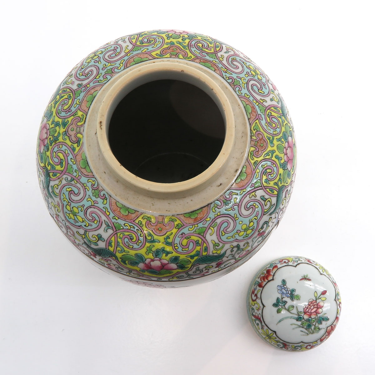 China Porcelain Famille Rose Decor Lidded Jar - Image 5 of 6