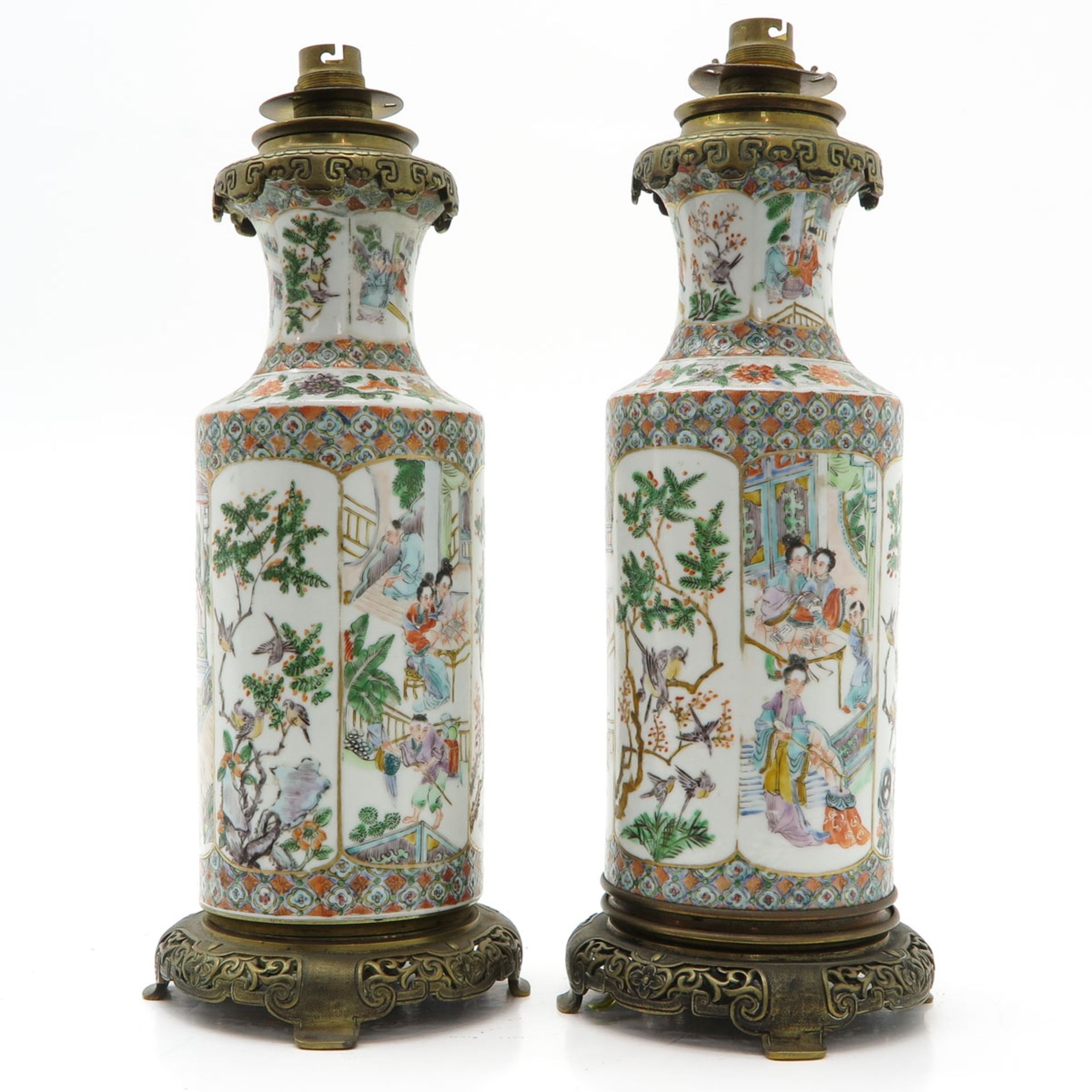Pair of Vases - Image 2 of 6
