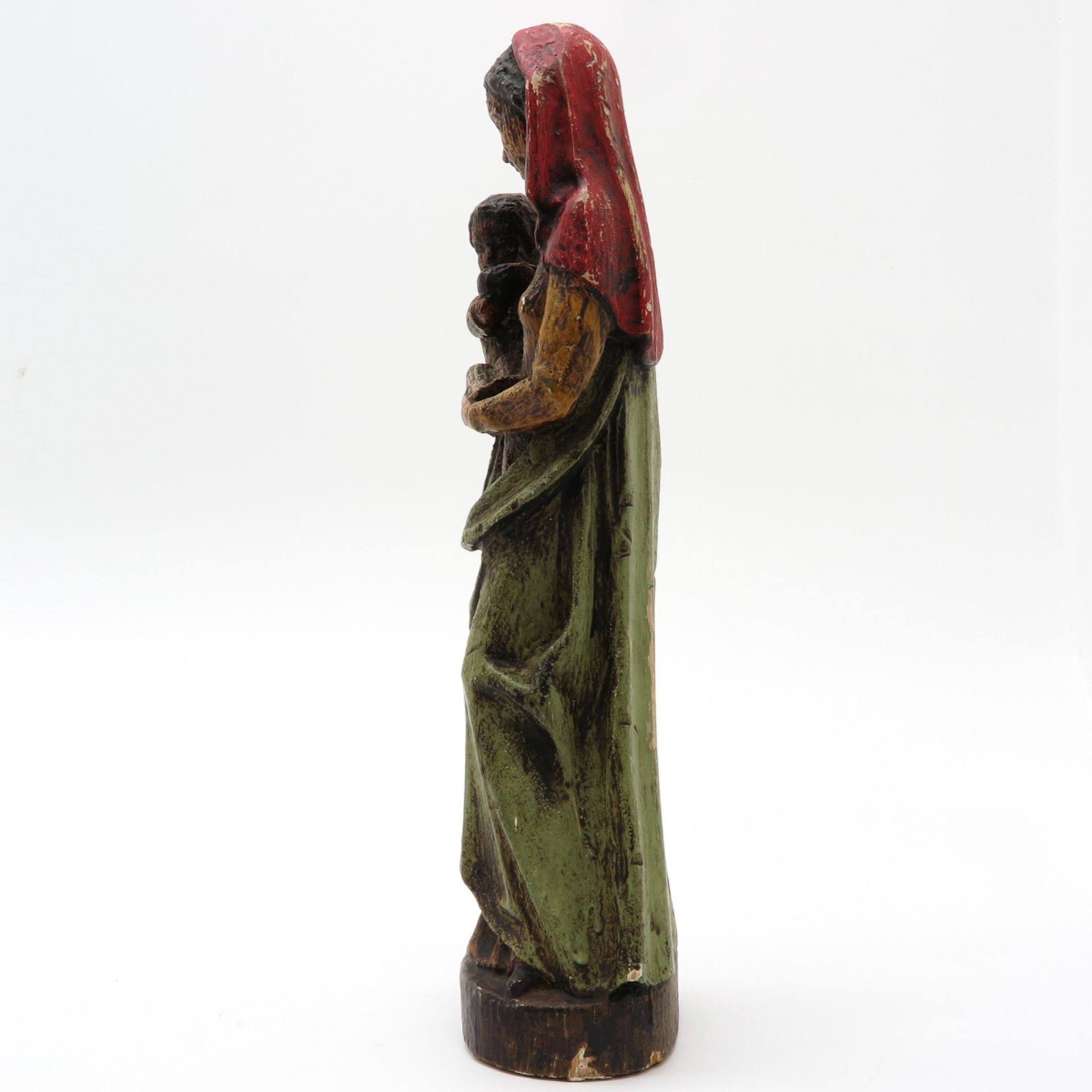 Carved Wood Sculpture of Maria with Child - Bild 2 aus 6