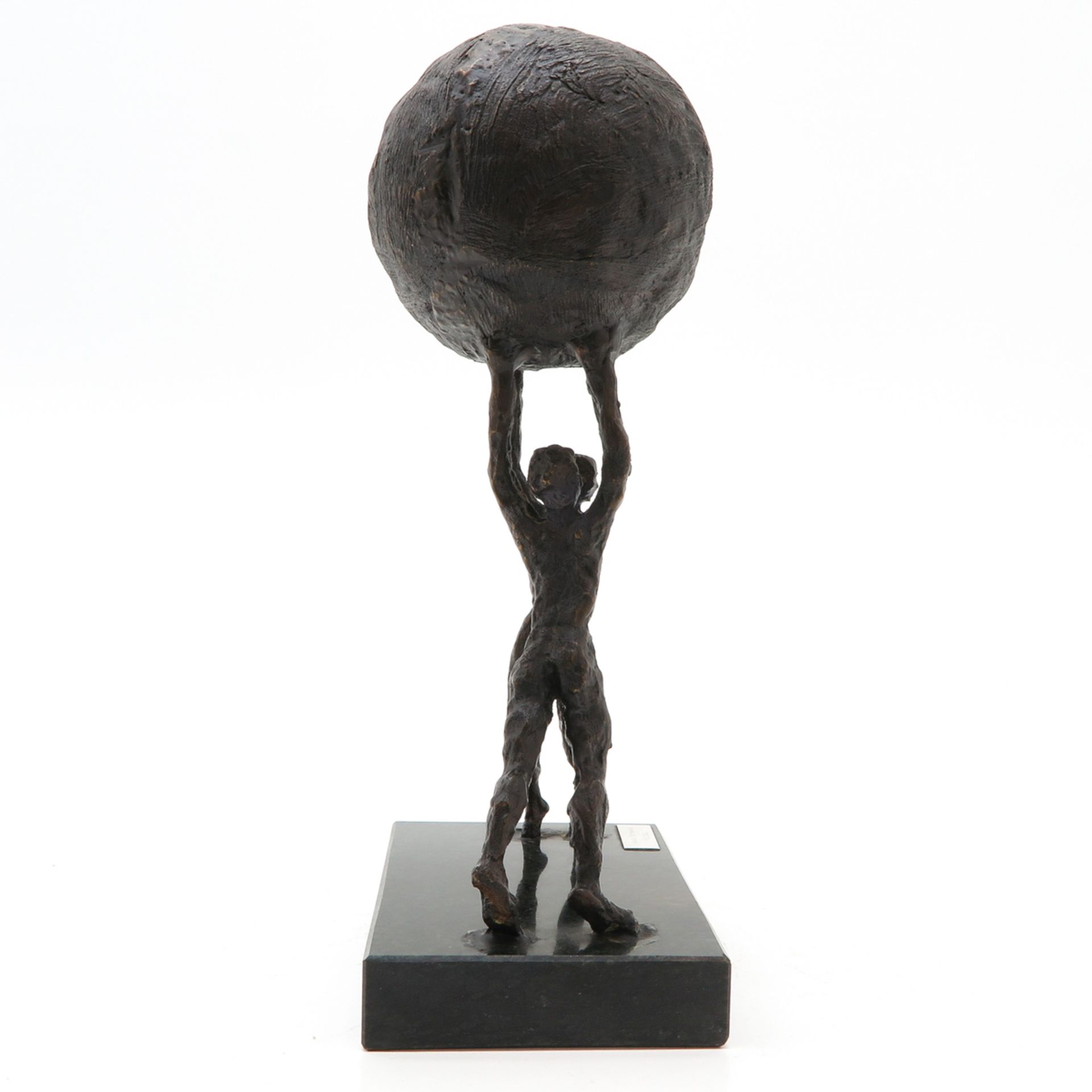 Frans Roymans Reusel Bronze Sculpture of Man with Ball - Bild 4 aus 6