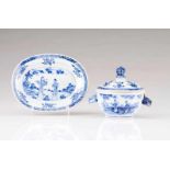 A rare small tureen with cover and dish Chinese export porcelain Cobalt blue decoration (qinghua)