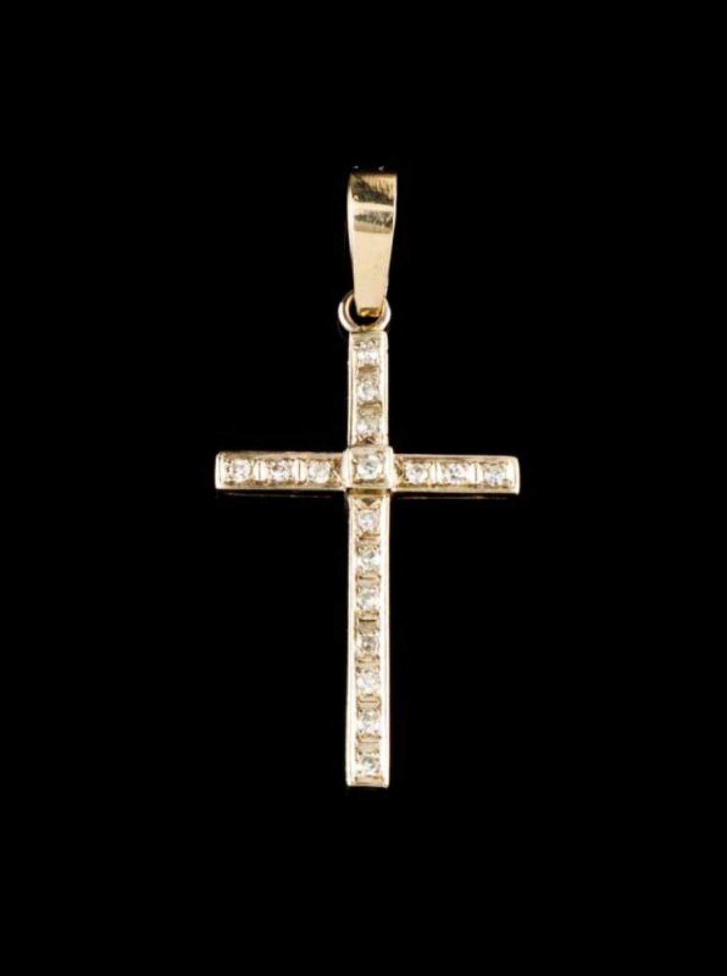 A cross-shaped pendant White gold set with 17 single cut diamonds Faded marks, Portugal, 20th