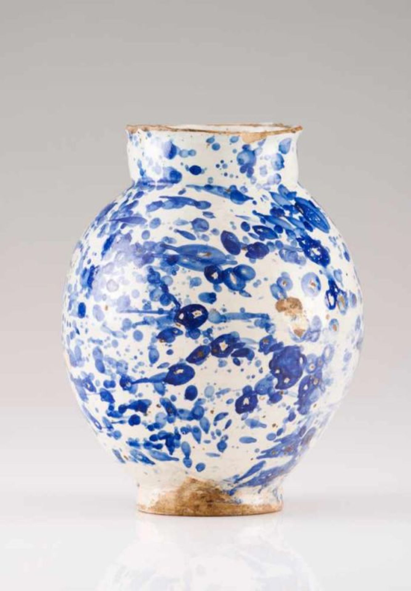 A vase Spanish faience Possibly Toledo or Talavera Puente From the "salpicada en azul sobre