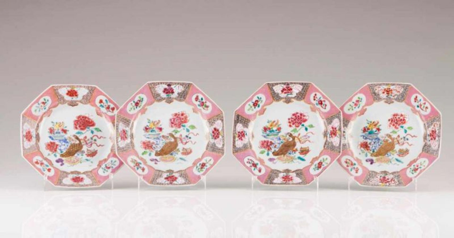 A pair of octogonal plates Chinese export porcelain Polychrome and gilt decoration depicting flowers