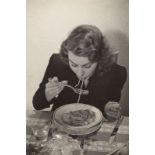 David Seymour (Warschau 1911 – 1956 Suez) Sophia Loren. 1955 Vintage. Silbergelatineabzug. 26,2 ×