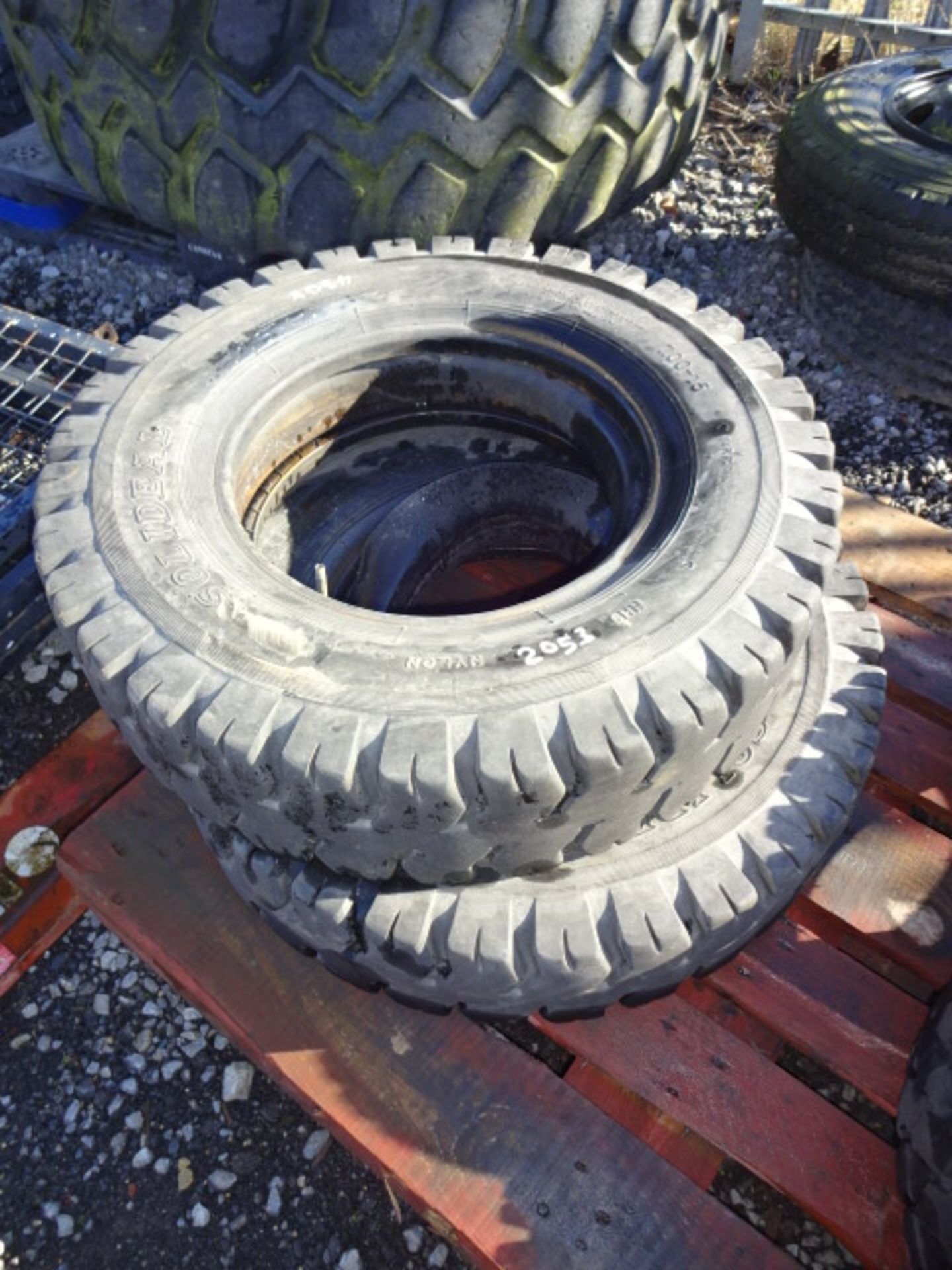 2 x 7.00*15 10PR pneumatic forklift tyres & tubes