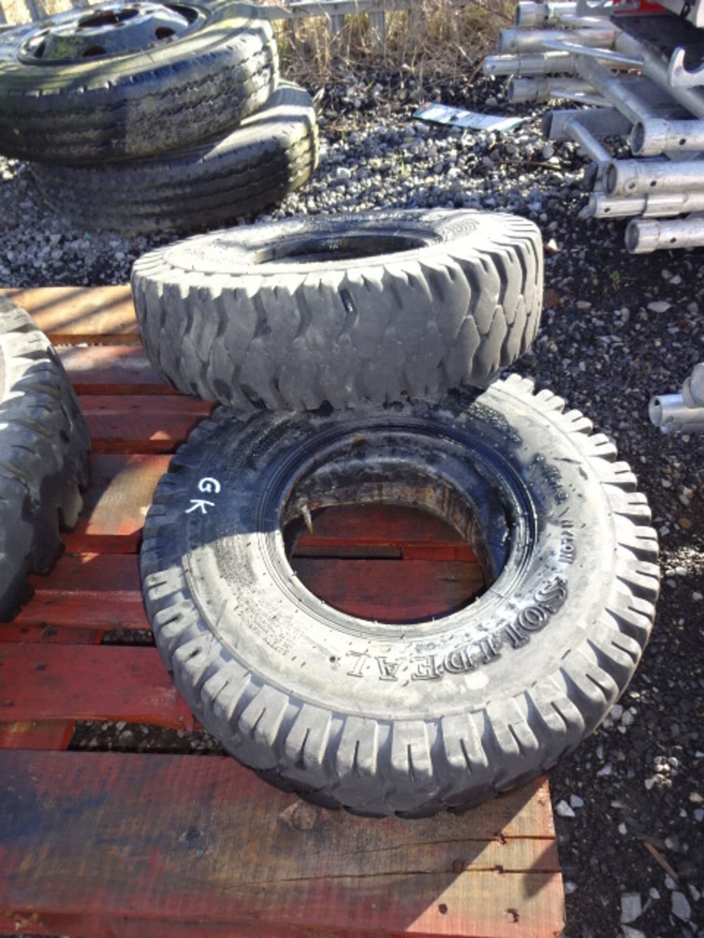 2 x 6.50*10 10PR pneumatic forklift tyres & tubes