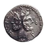 REPUBBLICA ROMA. GENS FURIA (119 A.C.). DENARIO.